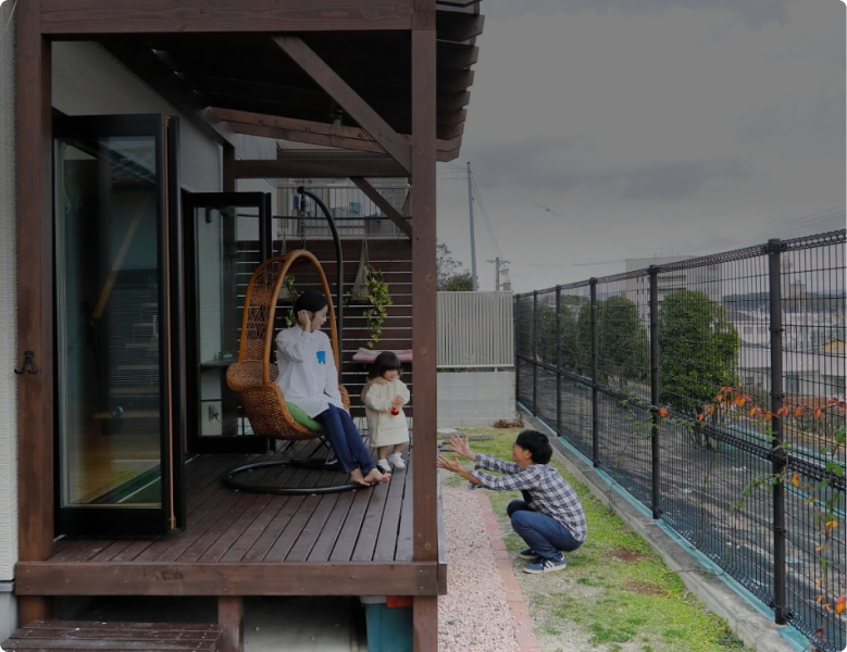 アウトドア
リビングで暮らす