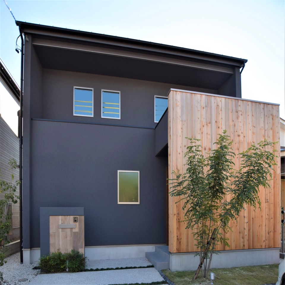 木の心地よさを感じる和モダンなお家