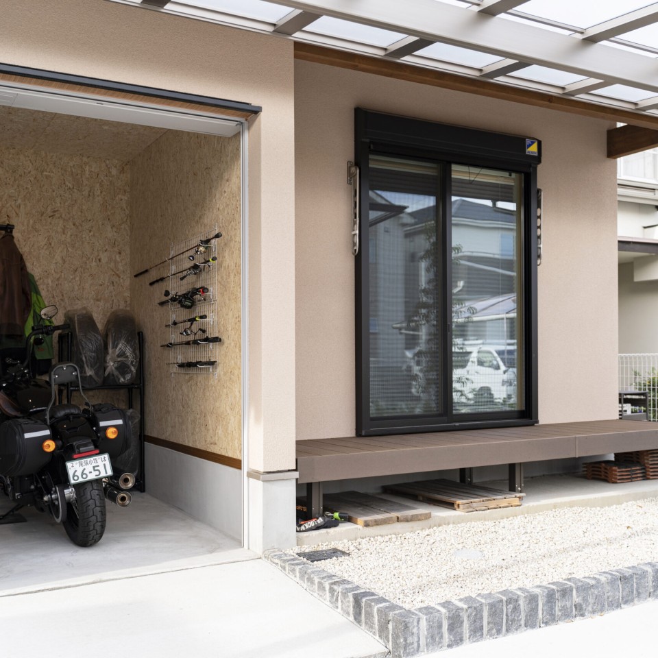 バイクガレージのあるお家