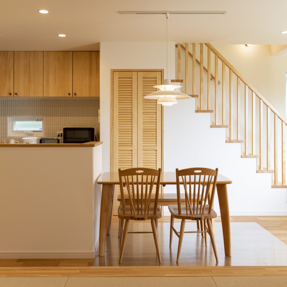 木の温かみを感じるお家