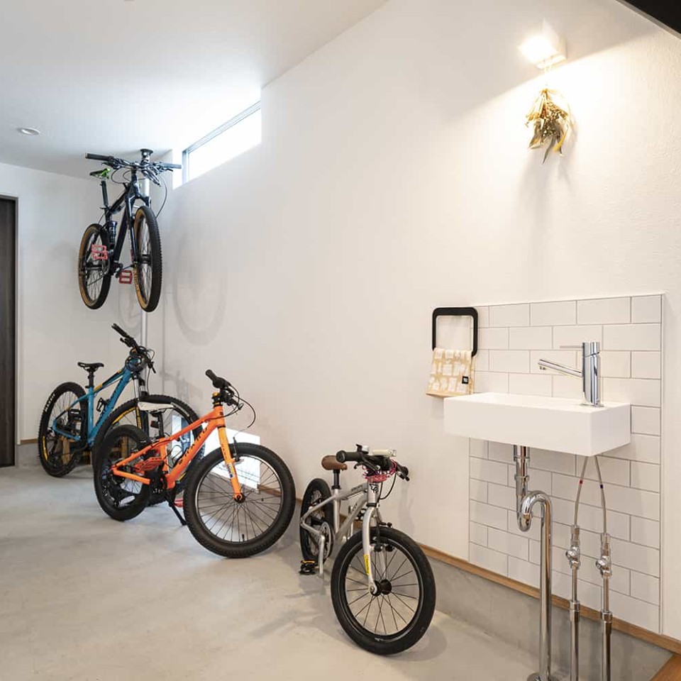 リビングがシアタールームに代わるお家