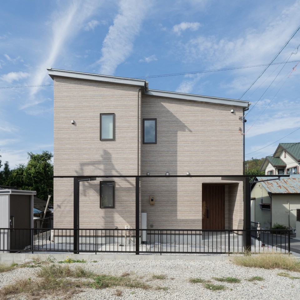 焚火とジャズで充実した趣味空間が広がるお家